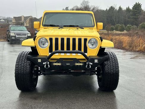 Used 2018 Jeep Wrangler Unlimited Sahara image 8