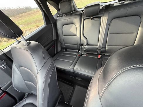 Used 2021 Ford Escape SEL image 33