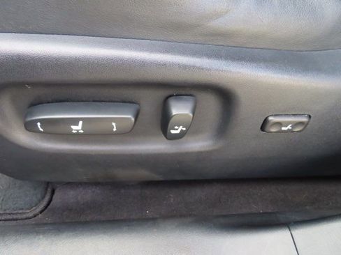 Used 2013 Lexus RX 450h AWD w/ Navigation Pkg image 22