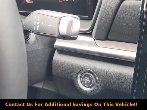 New 2026 GMC Terrain Denali w/ LPO, Floor Liner Package image 16