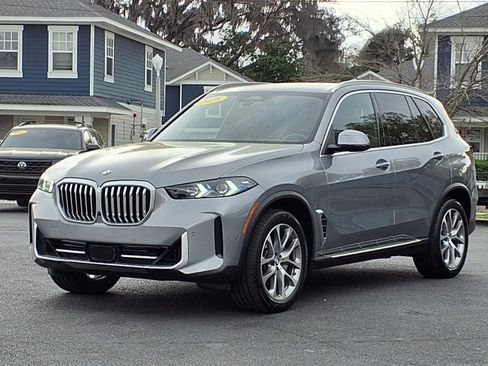 Used 2025 BMW X5 sDrive40i w/ Climate Comfort Package image 1