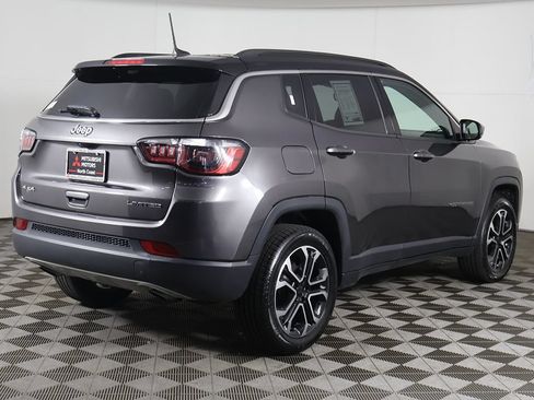 Used 2023 Jeep Compass Limited AWD/4WD image 10