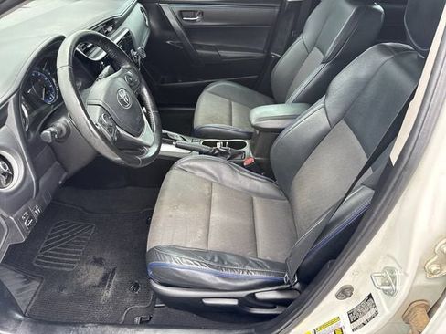 Used 2018 Toyota Corolla SE FWD image 10
