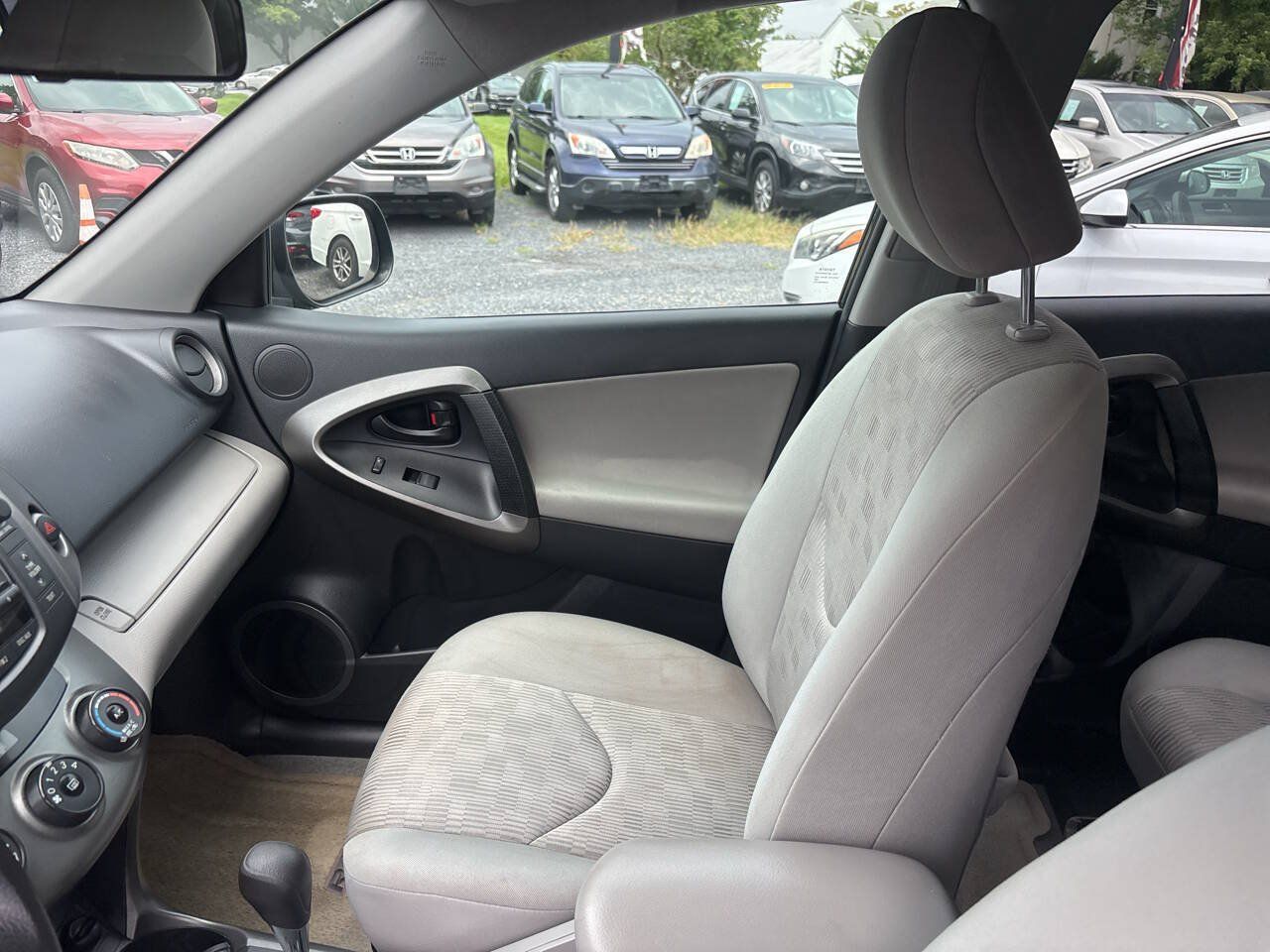Used 2011 Toyota RAV4 4WD w/ Preferred Premium Pkg image 15