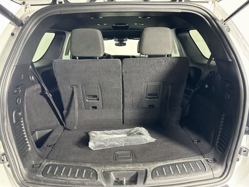 Used 2025 Dodge Durango GT RWD image 28