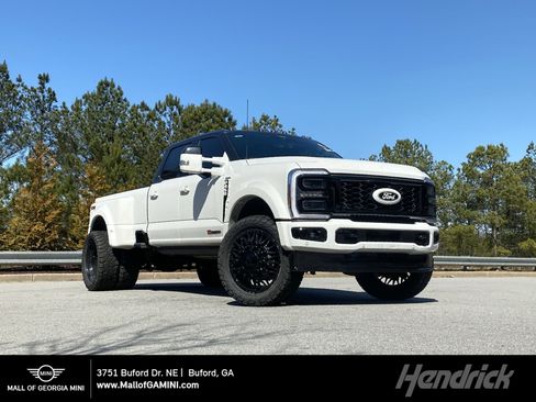 Used 2026 Ford F450 Platinum w/ FX4 Off-Road Package image 1