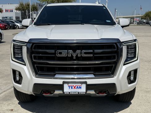 Used 2024 GMC Yukon XL AT4 w/ Technology Package image 10