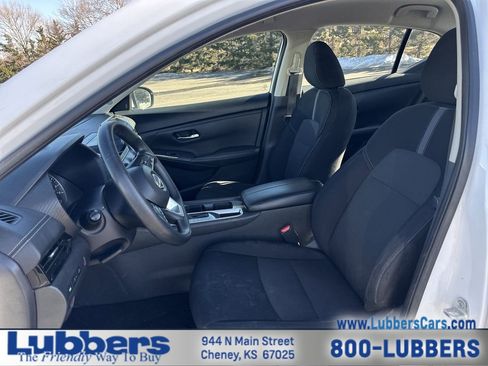 Used 2024 Nissan Sentra SV image 11