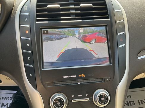 Used 2019 Lincoln MKC Reserve FWD image 21