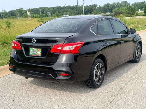 Used 2019 Nissan Sentra S FWD image 27