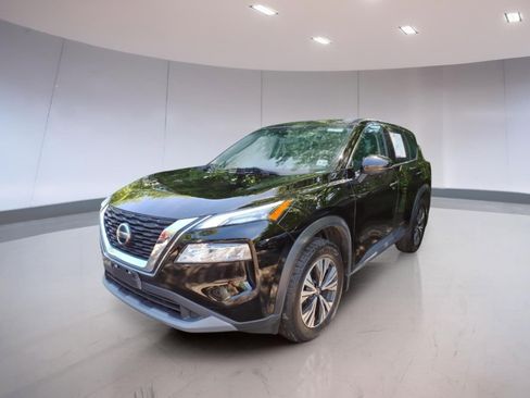 Used 2021 Nissan Rogue SV AWD/4WD image 2