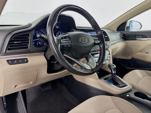 Used 2019 Hyundai Elantra Value Edition FWD image 22