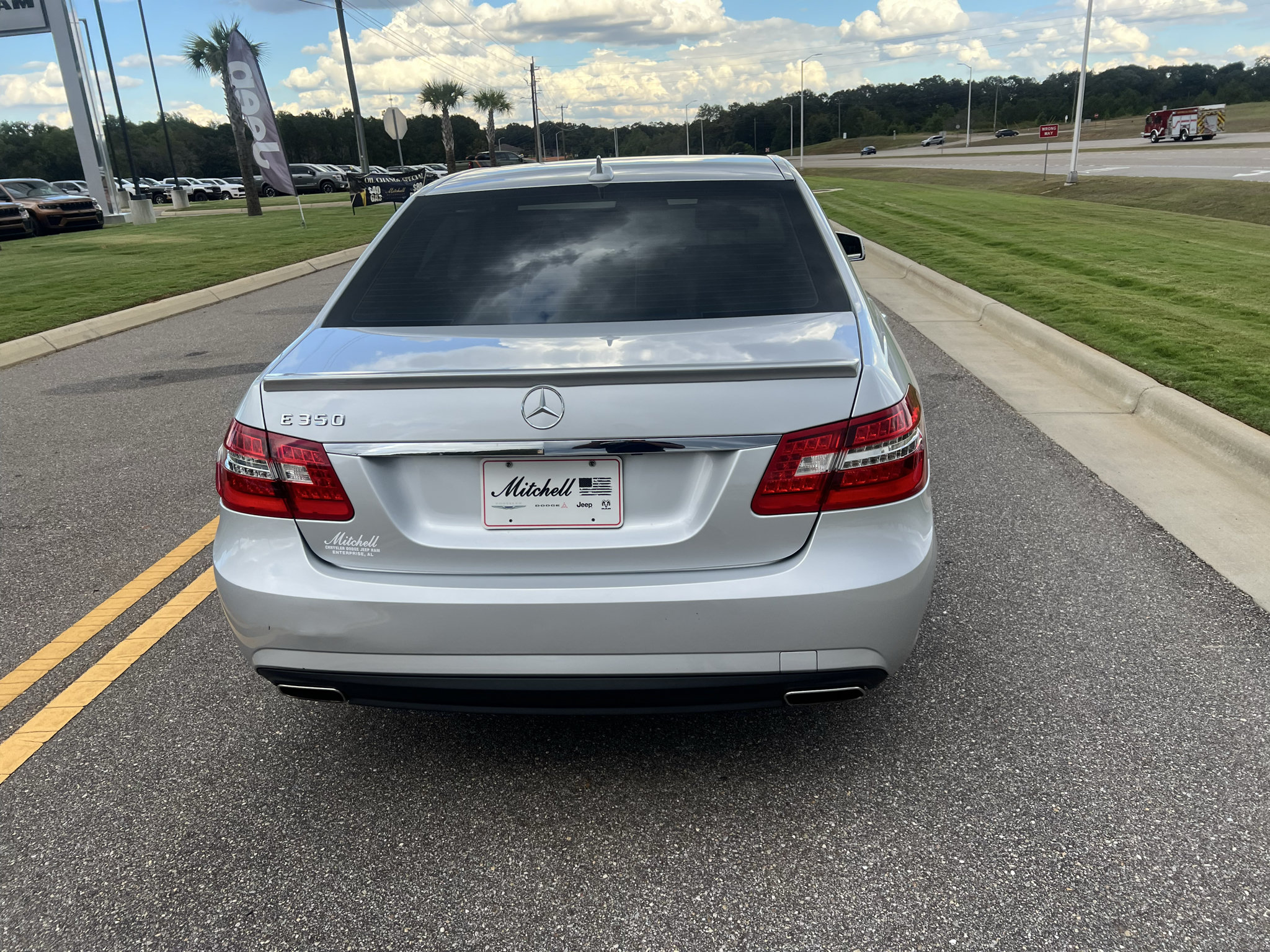 Used 2011 Mercedes-Benz E 350 Sedan image 8