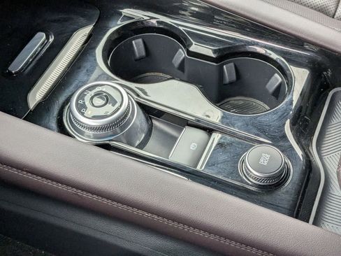 Used 2025 Ford Explorer Platinum w/ LUX Leather Package image 24