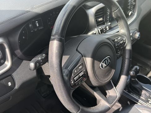 Used 2017 Kia Sorento FWD w/ LX Convenience Package image 10