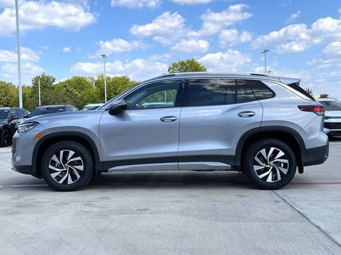 New 2025 Volkswagen Tiguan S image 3