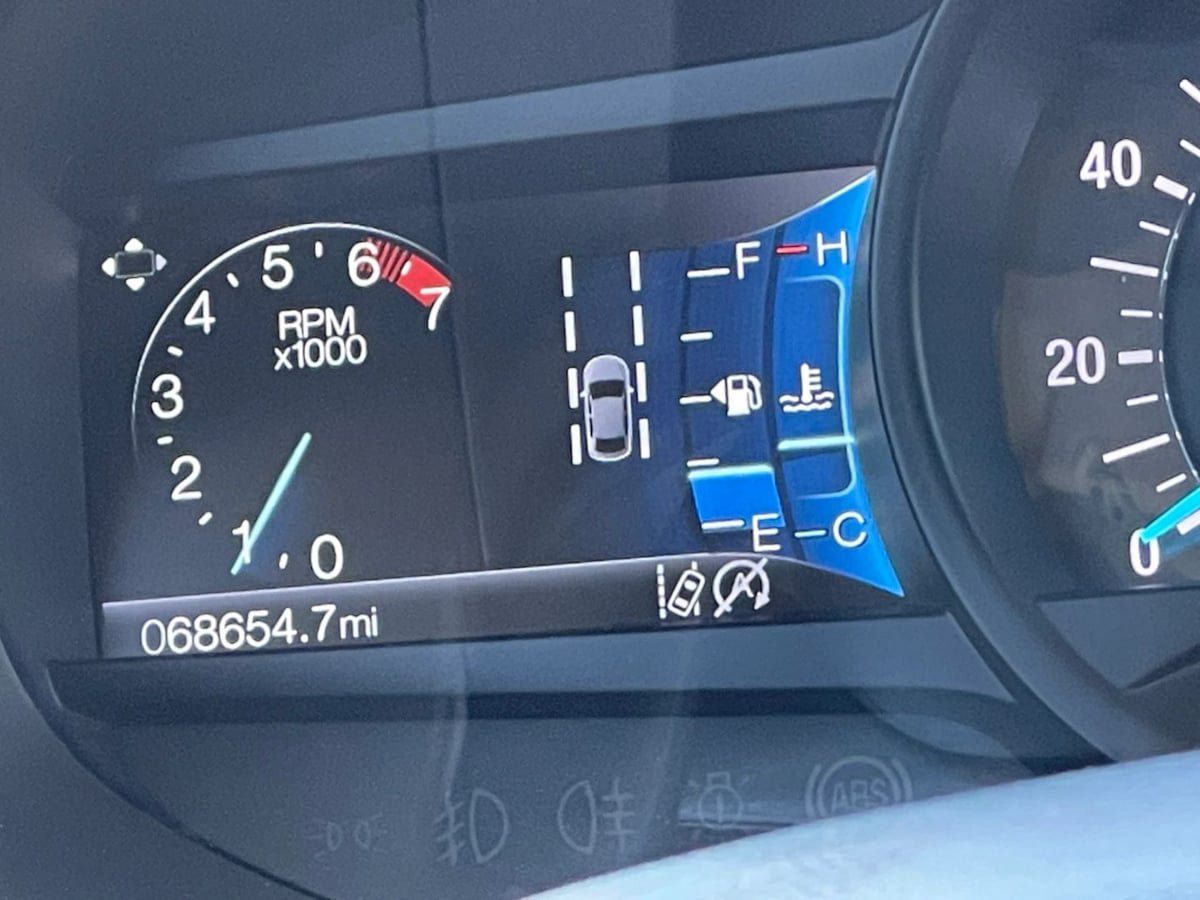 Used 2020 Ford Edge SEL AWD/4WD image 27