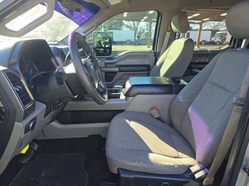 Used 2019 Ford F350 XLT w/ XLT Premium Package image 5