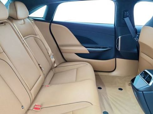 Used 2023 Lucid Air Touring image 24