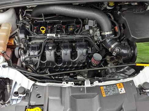 Used 2015 Ford Focus ST image 28