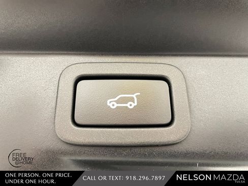 Used 2018 Land Rover Range Rover Sport HSE Dynamic image 38