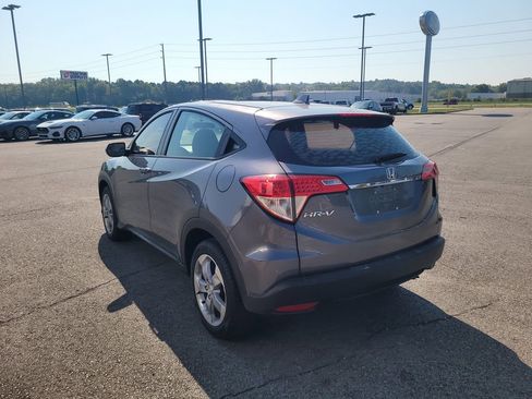 Used 2021 Honda HR-V LX image 5