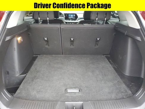 Used 2024 Chevrolet Trax LS w/ LS Convenience Package image 8