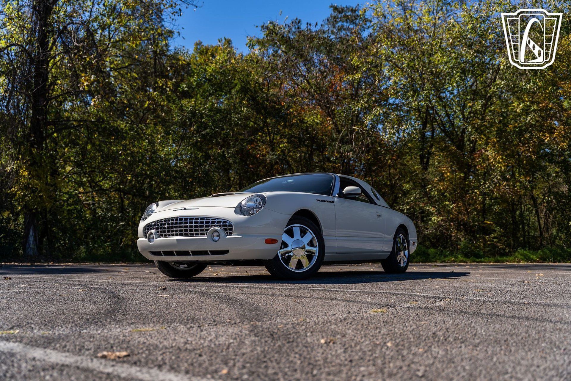 Used 2002 Ford Thunderbird RWD image 7