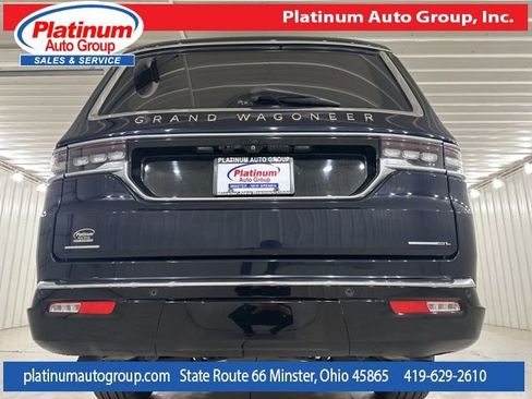 Used 2023 Jeep Grand Wagoneer L Series III w/ Rear Seat Video Group 1 AWD/4WD image 52