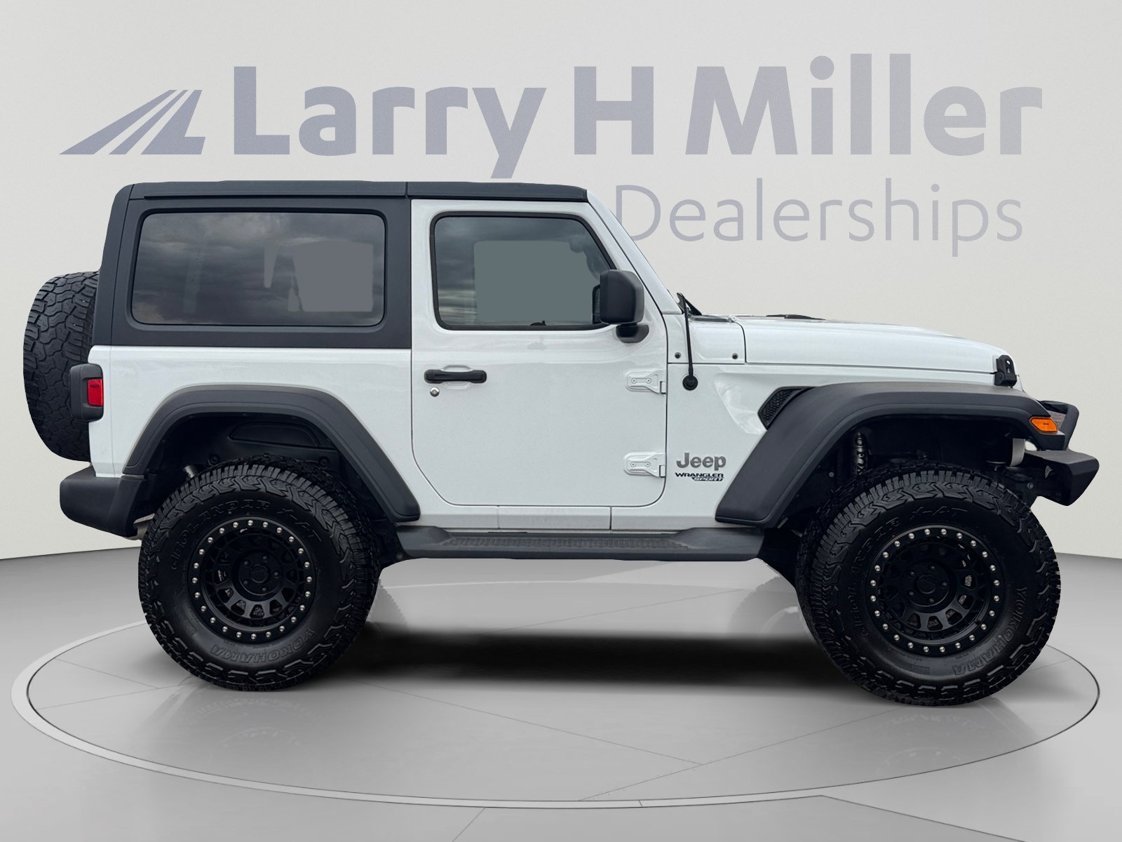 Used 2020 Jeep Wrangler Sport AWD/4WD image 6