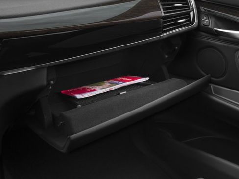 Used 2016 BMW X5 xDrive35d image 16