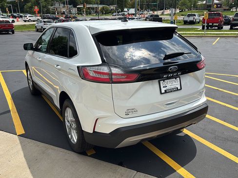Used 2024 Ford Edge SEL w/ Convenience Package AWD/4WD image 7