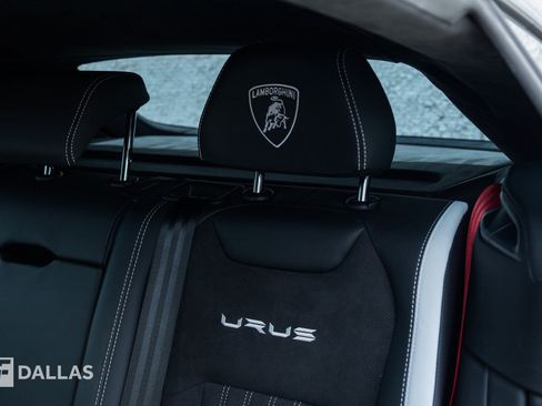 Used 2024 Lamborghini Urus S AWD/4WD image 30