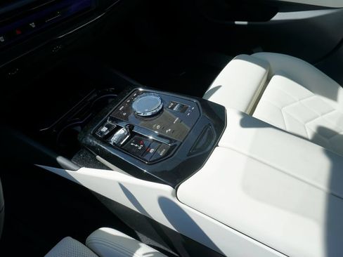 Used 2024 BMW 540i xDrive w/ Executive Package AWD/4WD image 21