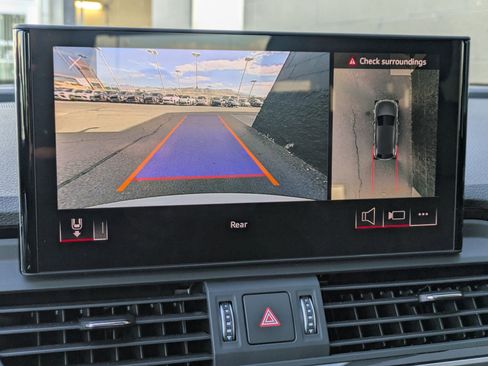 Certified 2024 Audi Q5 e Premium Plus w/ Premium Plus Package image 17