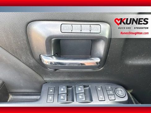 Used 2018 Chevrolet Silverado 1500 LTZ Z71 w/ LTZ Plus Package AWD/4WD image 26