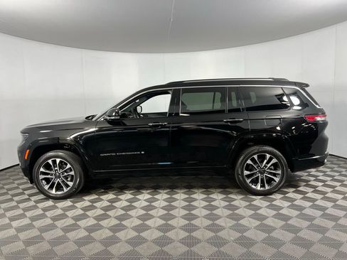 Used 2023 Jeep Grand Cherokee L Overland w/ Trailer Tow Group (B) image 10