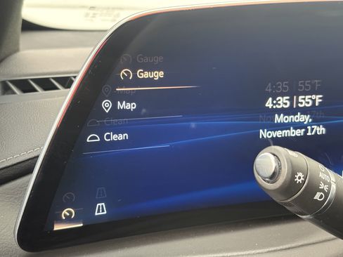 Certified 2025 Cadillac XT4 Premium Luxury image 19