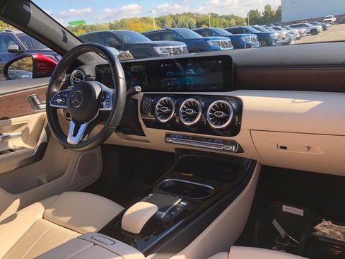 Certified 2021 Mercedes-Benz A 220 4MATIC image 19