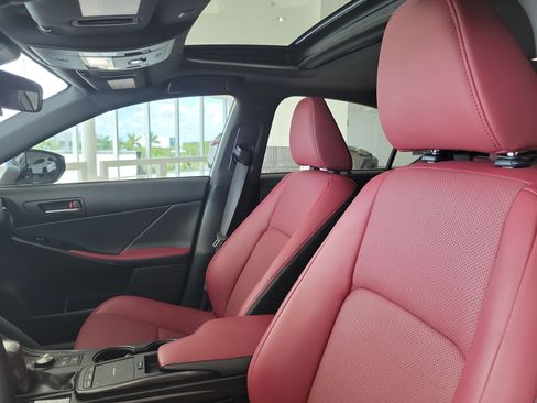 Used 2025 Lexus IS 350 F Sport RWD image 22