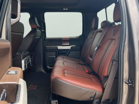Certified 2022 Ford F250 King Ranch w/ King Ranch Ultimate Package AWD/4WD image 21