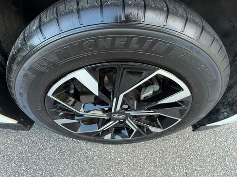 Used 2024 Hyundai Sonata SEL FWD image 30