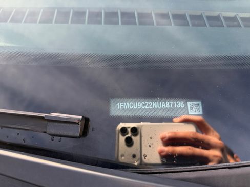 Used 2022 Ford Escape SEL w/ Technology Package image 25