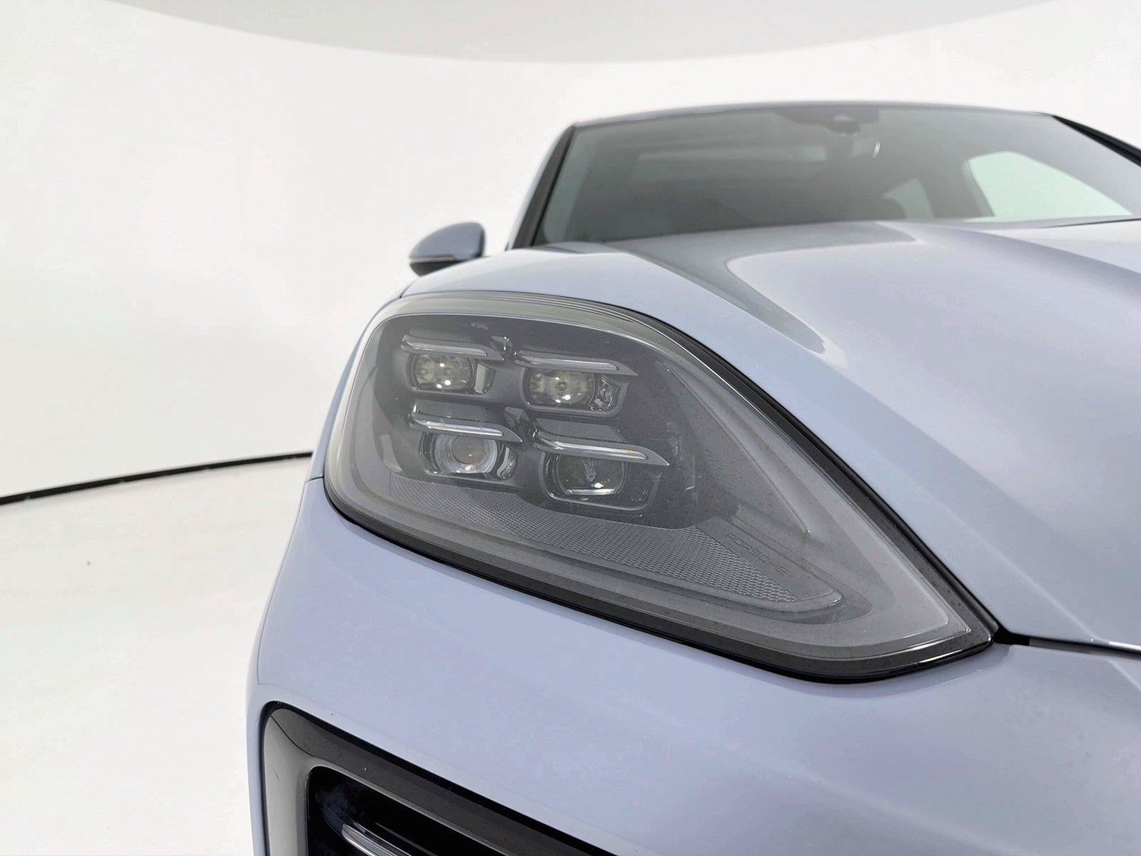 Used 2024 Porsche Cayenne S AWD/4WD image 33