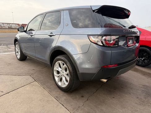 Used 2019 Land Rover Discovery Sport SE image 26