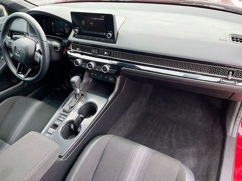 Used 2025 Honda Civic Sport image 26
