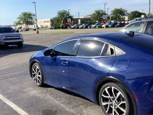 Used 2024 Toyota Prius Prime Premium w/ Advanced Technology Package FWD image 13