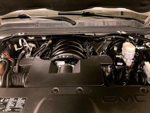 Used 2019 GMC Yukon Denali w/ Denali Ultimate Package image 28