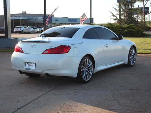 Used 2014 INFINITI Q60 Convertible w/ Premium Package RWD image 37