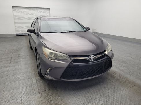 Used 2016 Toyota Camry SE image 14